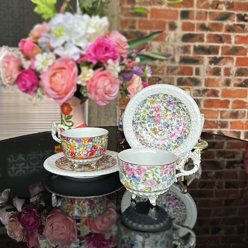 Coffee cups, plates, European  - огляд і ціна Coffee Tea English